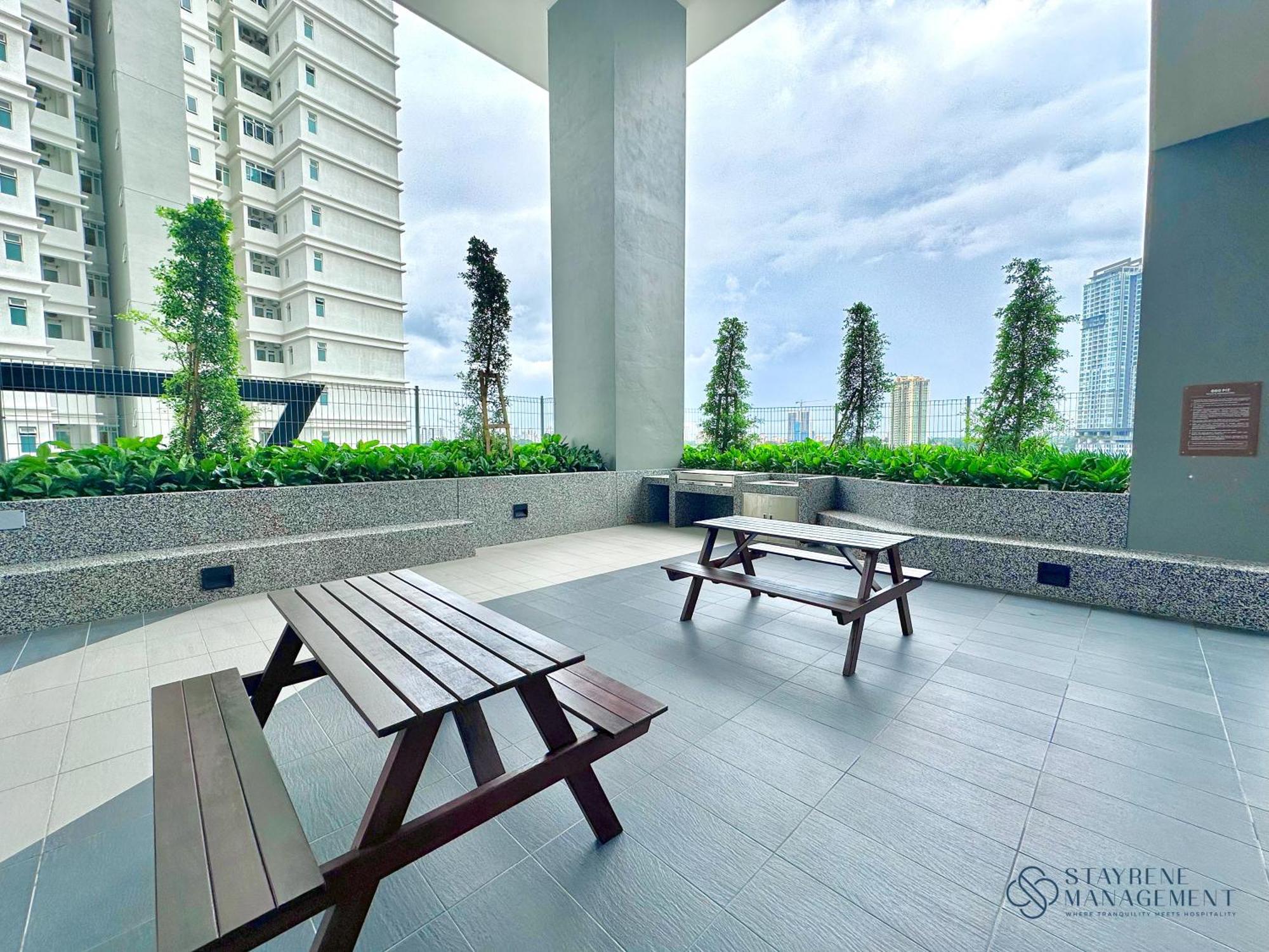 Twin Tower Residence Johor Bahru By Stayrene Εξωτερικό φωτογραφία